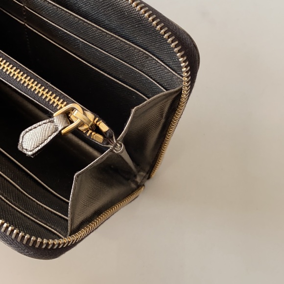 Prada Saffiano Wallet in Gold/Gunmetal - Picture 10 of 10